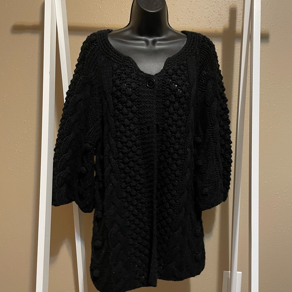 Size M black knit button sweater
